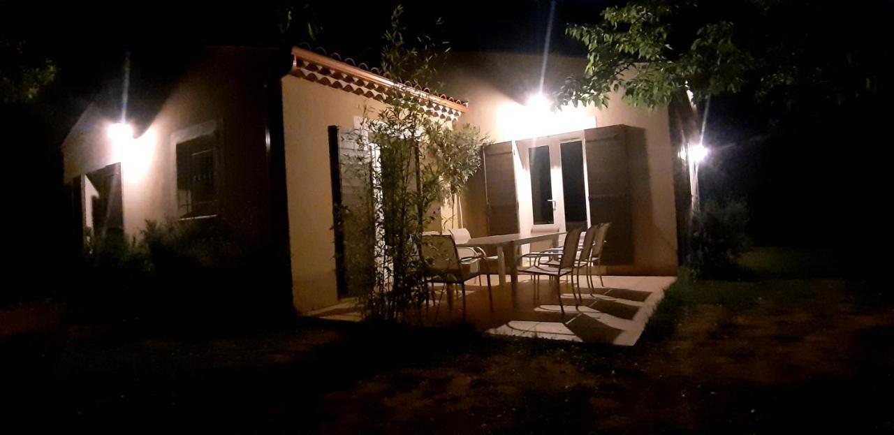 Les Lilas Des Chenes Piolenc المظهر الخارجي الصورة